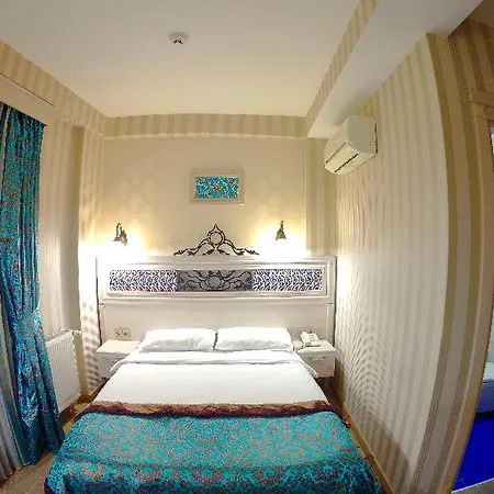 Hotell Novano 3*
