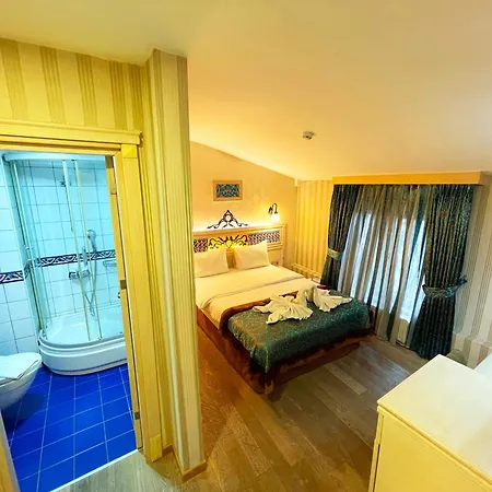 Hotel Novano 3*